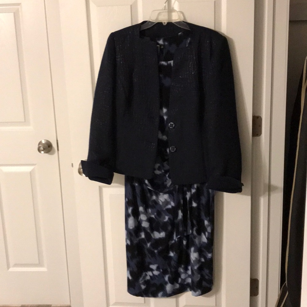 Mary Kay Director Suit
